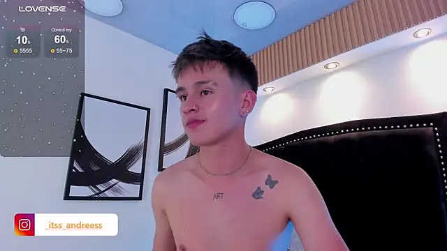 LiamWildx20 Adlı Modelin Canlı XXX Sohbeti