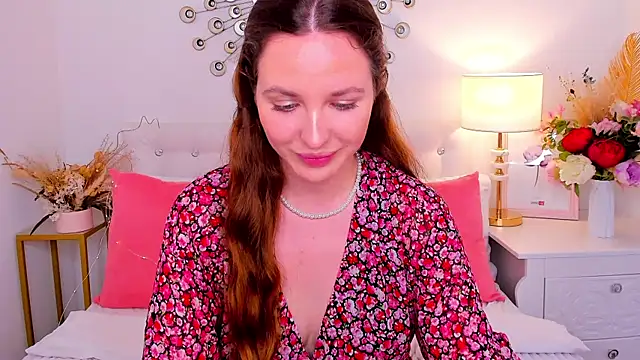 MonaRicci's Live XXX Chat