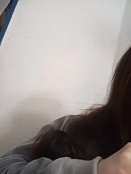Chat +18 de Jennyvignaduzzo ao vivo