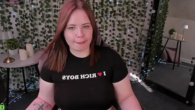 EricaElliott's Live XXX Chat