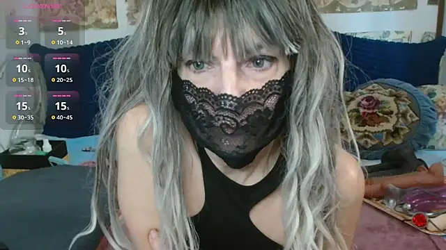 Yllmira's Live XXX Chat