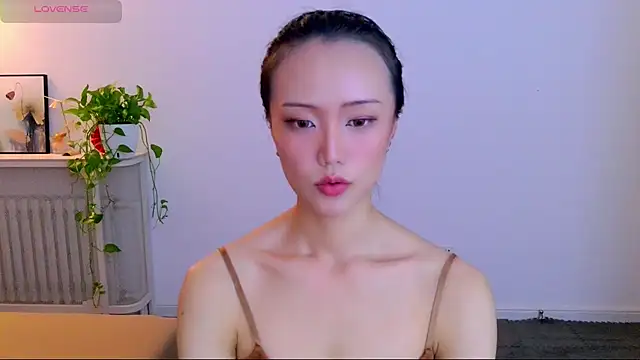 yufenna Adlı Modelin Canlı XXX Sohbeti