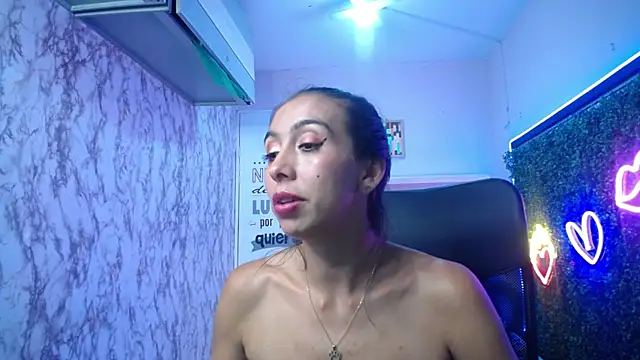 Chat XXX ao vivo de sandra_petite19