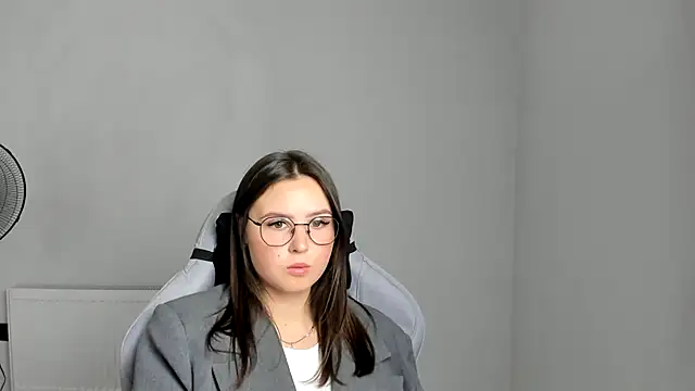 Chat XXX ao vivo de Regina_cute_