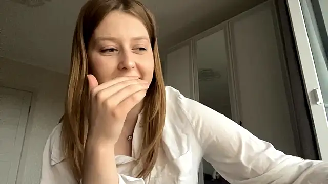 HeyItsAgata Live XXX-Chat