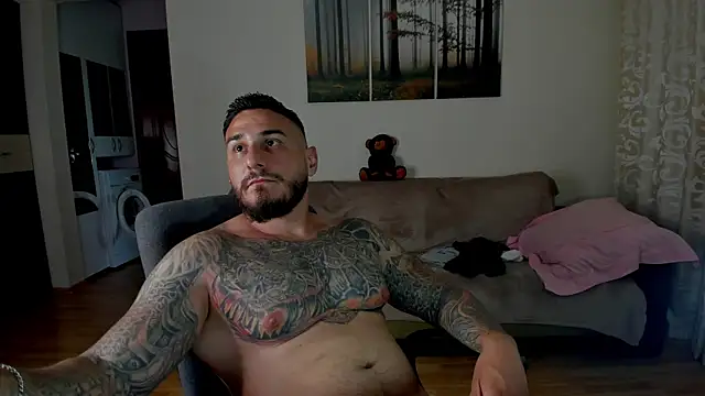 Gymdominus Chat XXX live