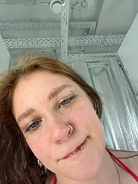 lucy-joyn Live XXX chat