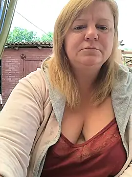 jusichka Chat XXX in diretta