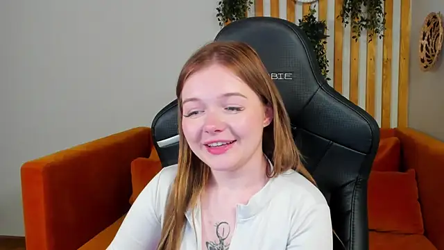 ElinaVale live XXX chat