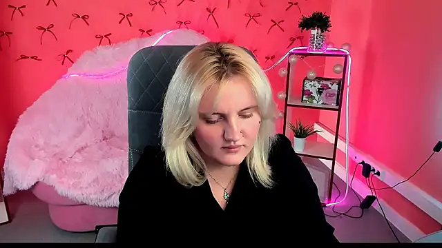 Chatroom XXX en direct de KathyBriggs