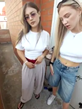 caressyourselfn Live XXX chat