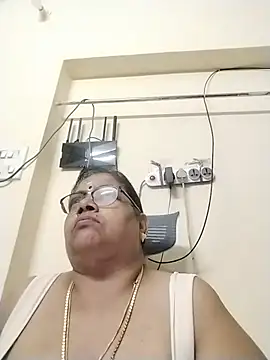 bigbum68's Live XXX Chat