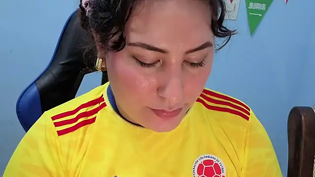 XXX chat uživo modela JANNAH_MARTINEZ