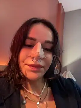 DarkDesin Adlı Modelin Canlı XXX Sohbeti