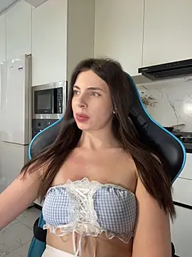 XXX chat uživo modela CurlyLara
