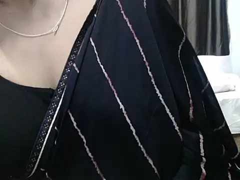sunitha-3 Adlı Modelin Canlı XXX Sohbeti