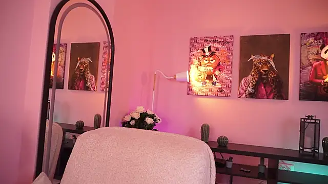 Živý XXX chat LeilaKali_