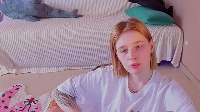 two_gerls_here live XXX chat