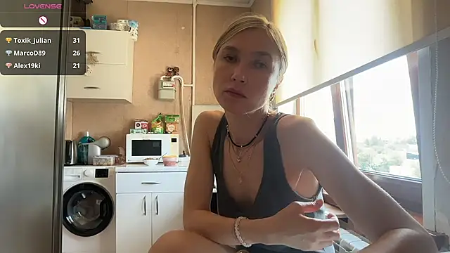 Онлайн чат XXX AngelJeni