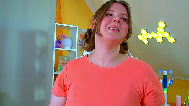 XXX chat uživo modela MelodyMoores