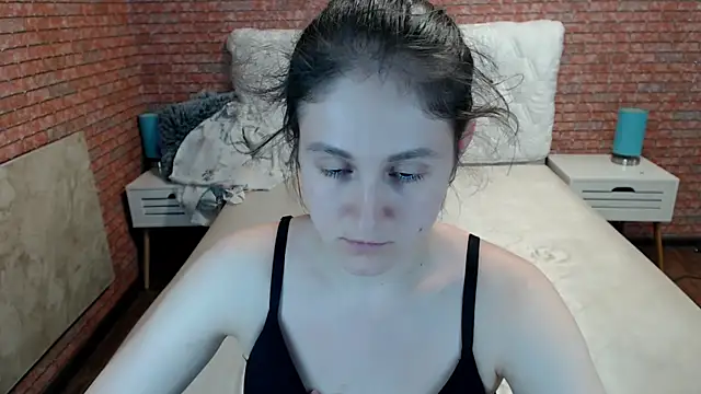 Chat +18 de Holliy_Cooper ao vivo