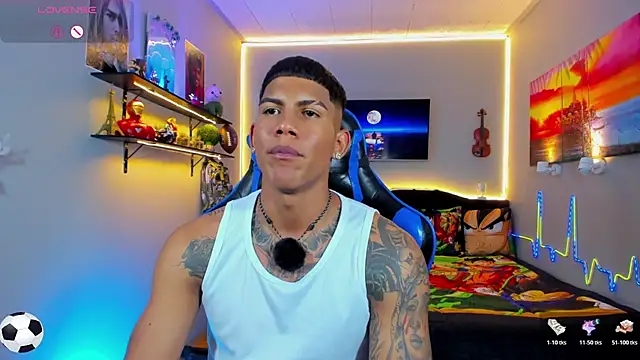Czat XXX na żywo – Damian_latinxxx