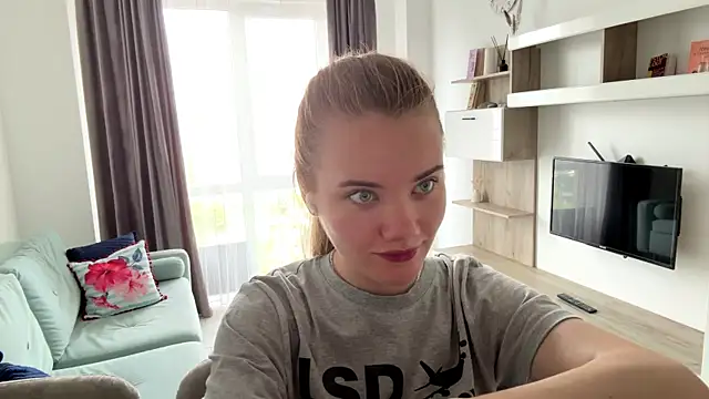 doana_bebriti Adlı Modelin Canlı XXX Sohbeti