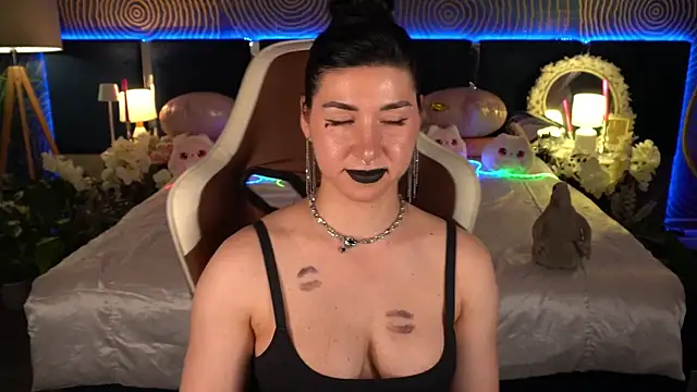 EmilyCandyy XXX чат на живо