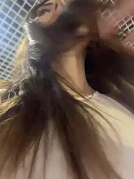 AnitaFly XXX чат на живо