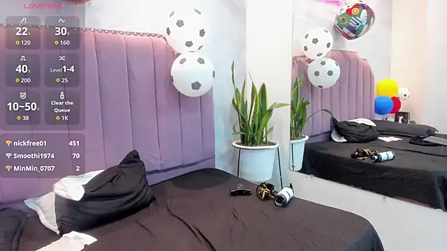 Zoebluntone's Live XXX Chat