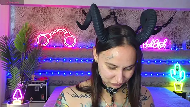 Živý XXX chat Cool_Freak_