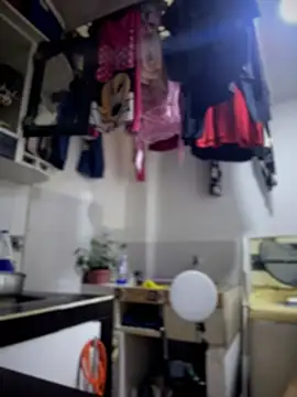 Chat +18 de Emiily_lee ao vivo