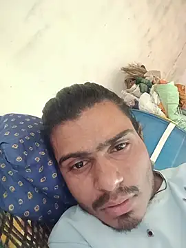 Chat +18 de Yash_Sharma18 ao vivo