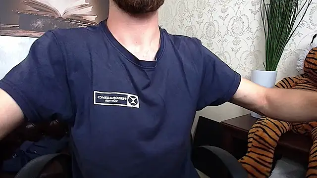 KyloEast 라이브 XXX 채팅