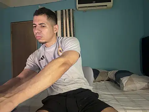 Im_steven Live XXX Chat