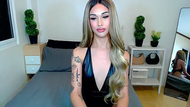 Онлайн чат XXX HorsecockMadison