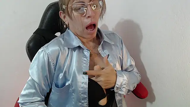 Živý XXX chat Chayla_Ruiz