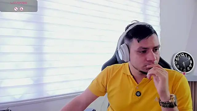 XXX chat uživo modela Rick_Adams