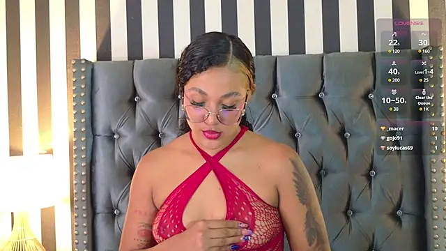 Kinsleybrown Chat XXX live
