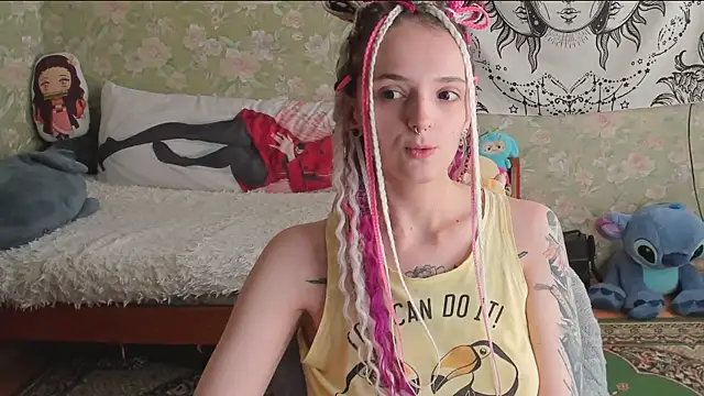 Chat +18 de Cutie_Adelia ao vivo