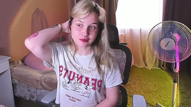 hellfirekiss' Live XXX Chat