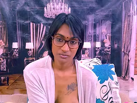 IndianRebel4u2Luv's Live XXX Chat