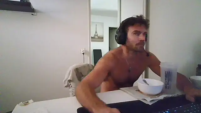 alpha-hunk Chat XXX live