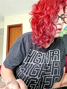 Chat +18 de Escarlate4you_ ao vivo