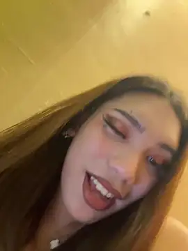 Chatroom XXX en direct de SideChick_Bunny