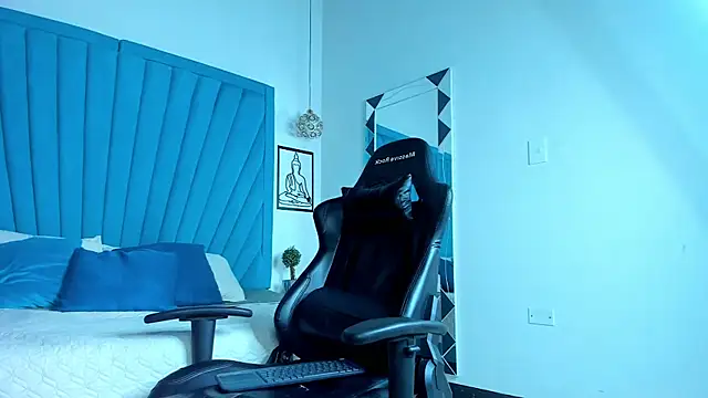OliverThompsonJS Live XXX-chat