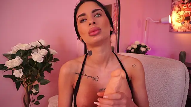 Czat XXX na żywo – LeilaKali_