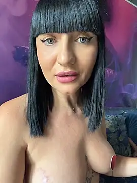 MysticCleo's Live XXX Chat