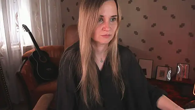 MiaSparkes Adlı Modelin Canlı XXX Sohbeti