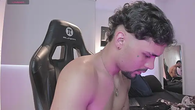 justin_lenox's Webcam Show